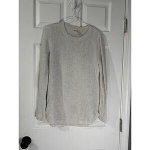 AKINI Tunic Sweater Women's Size S White  Knit Side Zip Accent